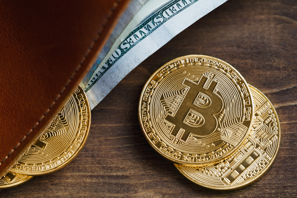 “Nem a bitcoin megy fel, a dollár veszít az értékéből.” | Kripto Akadémia
